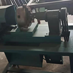 Machine de nettoyage et d'ébavurage de tube d'aileron pour la fabrication de condenseur - Product Image 1