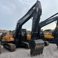 Excavatrice sur chenilles Hyundai HX220HD d'occasion, 22 tonnes, modèle 2024, faible nombre d'heures de travail, bien entretenue, moteur, pompe et roulements hydrauliques
