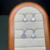 Boucles d'oreilles en perles naturelles en argent sterling 925, clous d'oreilles en perles naturelles en argent sterling 925, boucles d'oreilles en perles dorées