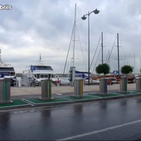 Conteneurs souterrains en acier pour camions à ordures, système de levage de poubelles, système de collecte des déchets de haute technologie et station d'élimination des ordures