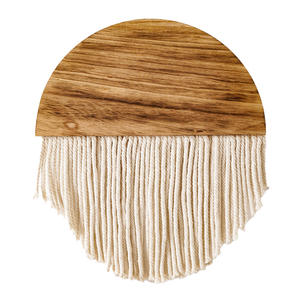 <span class=keywords><strong>Tapisserie</strong></span> murale en bois semi-circulaire faite à la main - Nouveauté, style moderne minimaliste avec pompons pour maison bohème - Product Image 6