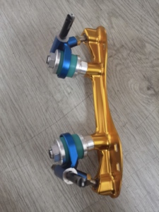Telaio in Alluminio CNC di Alta Qualità per <span class=keywords><strong>Pattini</strong></span> <span class=keywords><strong>a</strong></span> <span class=keywords><strong>Rotelle</strong></span>, Telai per <span class=keywords><strong>Pattinaggio</strong></span> <span class=keywords><strong>Artistico</strong></span>, Prodotto di Alta Qualità con Luci Lampeggianti - Product Image 4