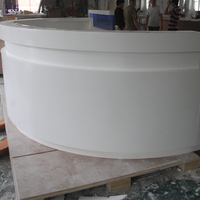 Bureau d'accueil rond personnalisé en surface solide, plan de travail durable et remplaçable pour hall d'accueil