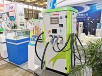 Chargeur rapide DC Bluesky 82KW à triple sortie avec commande à distance CCS2 réglable 750V-1000V pour tous les modèles de véhicules électriques
