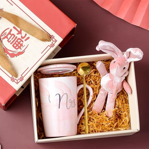 Cajas de Embalaje Rígidas Personalizadas Biodegradables de Alta Gama para Sushi de Pollo, con Laminación Mate, Forro de Esponja, Grabado en Relieve y Estampado en Lámina - Product Image 4