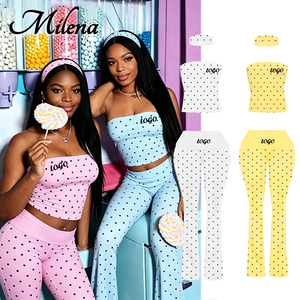 Set Estivo Casual Due Pezzi Y2K: Top a Tubo e Pantaloni Svasati con Stampa Digitale, Vestibilità Slim, con Fascia per Capelli - Product Image 1