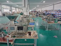 Machine de comptage de capsules de comprimés de bureau semi-automatique pour le fabricant