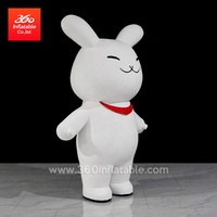 Mascotte gonflable de lapin de dessin animé pour publicité personnalisée, imperméable et durable, taille 2,2 m avec pompe à air électrique