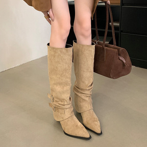 Nouvelles bottes de chevalier à bout pointu 2026, confortables, à talon épais, bottes hautes, tendance, toutes occasions, bottes à manches - Product Image 3