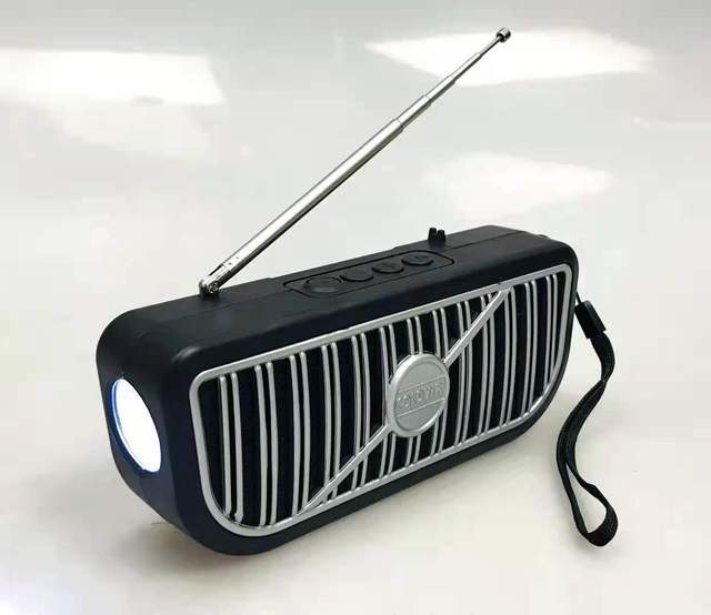2022 New Model Portable FM Radio with Wireless for Speaker TF Card/USB Player LED Flashlight