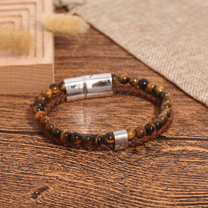 Bracciale da uomo alla moda personalizzato con perle di pietra naturale marrone e pelle, semplice bracciale a doppio strato con chiusura magnetica in lega - Product Image 2