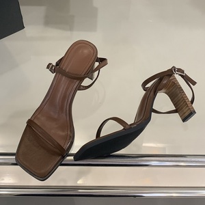 Sandales à talons hauts à bout ouvert pour femmes, tendance rétro, couleur unie, nouvelle vente chaude pour l'été - Product Image 1