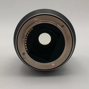 Objectif zoom standard <span class=keywords><strong>Tamron</strong></span> 17-70mm F/2.8 Di III-A VC RXD d'occasion pour monture E avec stabilisation d'image pour <span class=keywords><strong>appareil</strong></span> <span class=keywords><strong>photo</strong></span> - Product Image 2