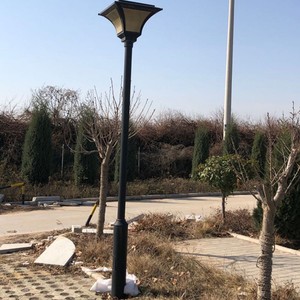 Lámpara de Jardín LED Solar de Aleación de Aluminio 24V, Luz de Camino para Exteriores, para Patio, Jardín y Paisajismo - Product Image 3