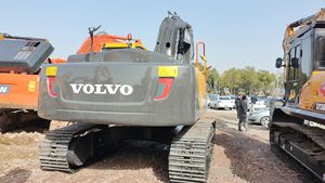 Pelle d'occasion Volvo EC290BLC de haute qualité, excavatrice hydraulique sur chenilles de 29 tonnes, excavatrices d'occasion à l'état primaire, 29 tonnes, Suède, faible - Product Image 4