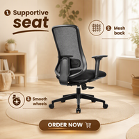 Chaise de bureau ergonomique moderne en maille noire avec accoudoirs réglables, dossier incurvé ouvert, base pivotante en nylon et fonction d'inclinaison pour le bureau à domicile