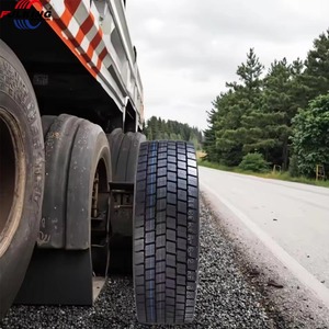 Pneumatico Radiale Constancy 295/80R22.5-18PR Nuovo Design Solido Tubeless Ottimo Prezzo Certificato per Camion e Autobus - Product Image 1