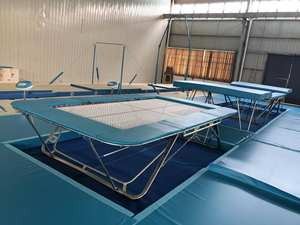 Trampolines rectangulaires de compétition de haute qualité 5200x3070x1155mm toutes saisons pour l'exportation - Product Image 6