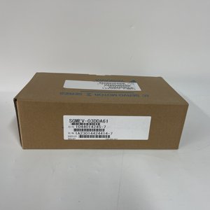 Motor Servo AC Yaskawa SGMEV-03DDA61 100% Nuevo y Original - Product Image 1