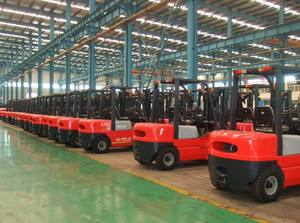 מלגזה דיזל נגד משקל 2-4 טון CPCD20/CPCD25/CPCD30/CPCD40 - היגוי הידראולי מלא ובקרה חכמה - Product Image 2