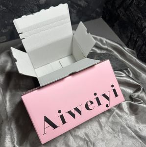 Caja de correo autosellada personalizada ecológica con cremallera embalaje de cartón corrugado forro de esponja laminación mate para logotipo de envío - Product Image 1