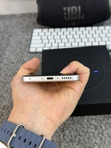 Used VI VO X200 Ultra Snap dragon 8 Elite 6.82'' 6000mAh 90W A+ Unlocked 5G Android <b>Smart</b> <b>Phone</b> - Product Image 2