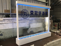 Fontaine d'eau intérieure personnalisée avec logo d'entreprise, design contemporain, mur d'eau en verre pour restaurant et centre commercial