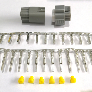 Connecteur étanche pour voiture DJ70613Y-2.2-11/21 adapté au connecteur de fil à 6 broches du phare de Toyota Camry - Product Image 5