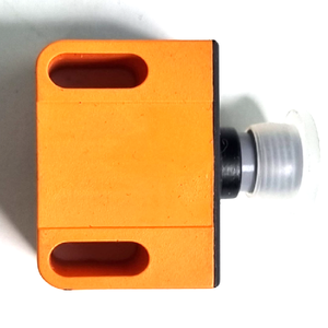 Neuer originaler induktiver Sensor IND2004DN NN5008 120mW 15V 50mA - Product Image 1