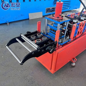 Machine de formage verticale automatique CNC de type V avec moteur, pompe et roulement PLC pour étagères légères - Product Image 3