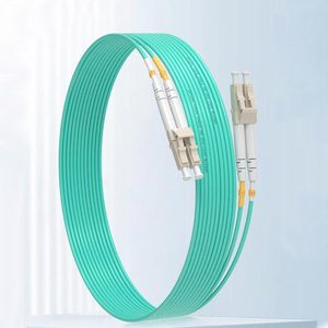 Cable de Fibra Óptica Monomodo FC de Alta Calidad, 1.5m, OS2 G652D, Baja Pérdida, para Instalación de Redes FTTH Domésticas - Product Image 4