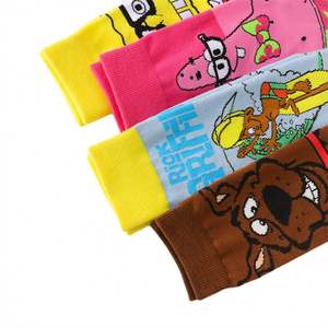 Calcetines largos transpirables <span class=keywords><strong>Funky</strong></span> Cool a la moda para hombre 100% algodón cartón personalizado con logotipo inferior divertido colorido - Product Image 6