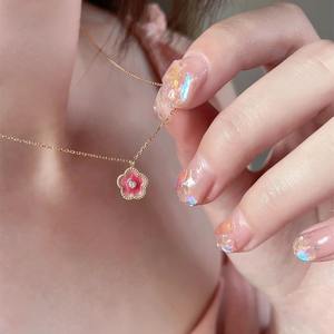 สร้อยคอจี้ผู้หญิง ดีไซน์โบว์รูปหัวใจ ประดับเพชรธรรมชาติ ทรงบาโรก แฟชั่น เรียบง่าย ใช้งานได้หลากหลาย เหมาะสำหรับใส่ทุกวัน เงินแท้ S925 ประดับบริเวณไหปลาร้า - Product Image 2