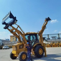 Traktor Roda Mini Tavol 1.2CBM Bucket Kapasitas 2.5Ton Backhoe Loader dengan Bucket Excavator