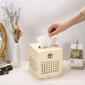 Caja de pañuelos de madera hecha a mano, color natural, madera maciza, almacenamiento de escritorio, soporte multiusos para servilletas - Product Image 4