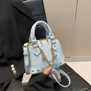 2025 nuovo Design Candy Color donne Shell piccole borse con cerniera taglio borsa con rivetto catena Chic da donna <span class=keywords><strong>Mini</strong></span> borsa a tracolla per ragazze - Product Image 2