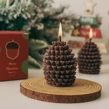 Bougie de Noël en forme de pomme de pin, faite à la main, en cire de soja, aromathérapie, cadeau pour la décoration des fêtes et une ambiance cosy - Product Image 4