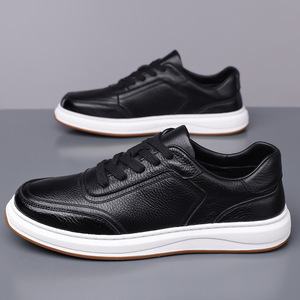 Chaussures de marche pour hommes en cuir véritable à bout rond, à lacets, respirantes, couleur unie, chaussures décontractées d'extérieur - Product Image 1