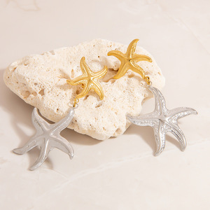 Boucles d'oreilles pendantes étoile de mer, couleur or et argent, en acier inoxydable, bijoux de fête, thème océan, plaqué or 18 carats, design inaltérable - Product Image 3