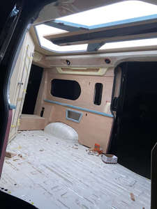 Décoration intérieure complète du véhicule Partition TV <span class=keywords><strong>Dressing</strong></span> Space <span class=keywords><strong>Kit</strong></span> <span class=keywords><strong>de</strong></span> <span class=keywords><strong>salle</strong></span> <span class=keywords><strong>de</strong></span> <span class=keywords><strong>bain</strong></span> personnalisé pour Hiace 300 Mpv Van - Product Image 5