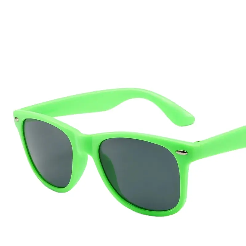 Lunettes de soleil personnalisées de pilote lunettes de soleil de créateur unique de luxe 2024 nouvelles nuances en plastique de verre optique