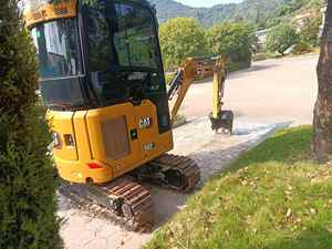 Offre Spéciale Caterpillar Cat302CR a utilisé l'excavatrice de ferme capacité de 2 tonnes avec des composants de noyau de pompe et de moteur en bon état - Product Image 6