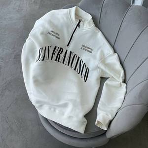 เสื้อสเวตเชิ้ตผู้ชายทรงโอเวอร์ไซส์ คอซิป 1/4  ผ้าฝ้ายเฟรนช์เทอร์รี่ พิมพ์ลายตัวอักษรโค้งสไตล์เรโทร แบบขายส่งตามสั่ง - Product Image 2