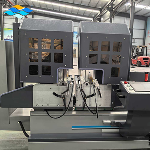 Scie à onglets double tête 4500*1100*1400mm - Machine de découpe CNC pour fenêtres en aluminium/UPVC/PVC, certifiée CE, haute précision - Product Image 4