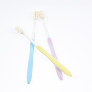 Happy Daily brosse à dents poils super doux brosse à dents pour adultes étiquette OEM couleur personnalisée produit de soins bucco-dentaires réutilisable - Product Image 4