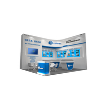 Stand d'exposition, design bleu avec télévision et espace de rangement, idéal pour les salons professionnels en Europe