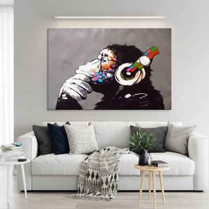Impresión en Lienzo de Graffiti de Mono Vibrante: Arte Estilo Banksy para Amantes de la Música, Lienzo Enrollado - Product Image 3
