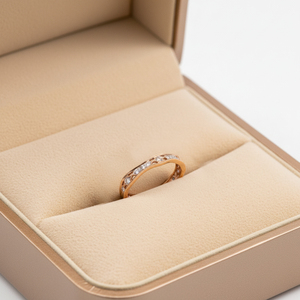 แหวนดีไซน์มินิมอลแบบฉลุลายยอดนิยม ทองคำแท้ 18K สีโรสโกลด์ ดีไซน์วินเทจ ประดับเพชรแท้ธรรมชาติ แหวนทำมือ - Product Image 2