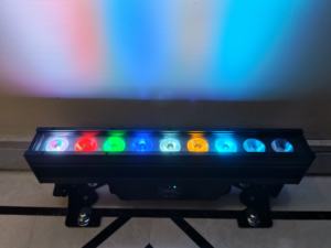 Уличный перезаряжаемый водонепроницаемый беспроводной светодиодный прожектор-линейка IP65 9x18W RGBWA UV 6-в-1 для профессионального освещения - Product Image 6