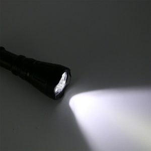 <span class=keywords><strong>Precio</strong></span> Especial por Tiempo Limitado, Linterna Subacuática Portátil, Segura y Potente T6 para <span class=keywords><strong>Buceo</strong></span>, Equipo de <span class=keywords><strong>Buceo</strong></span>, Luz Subacuática IP68 - Product Image 4